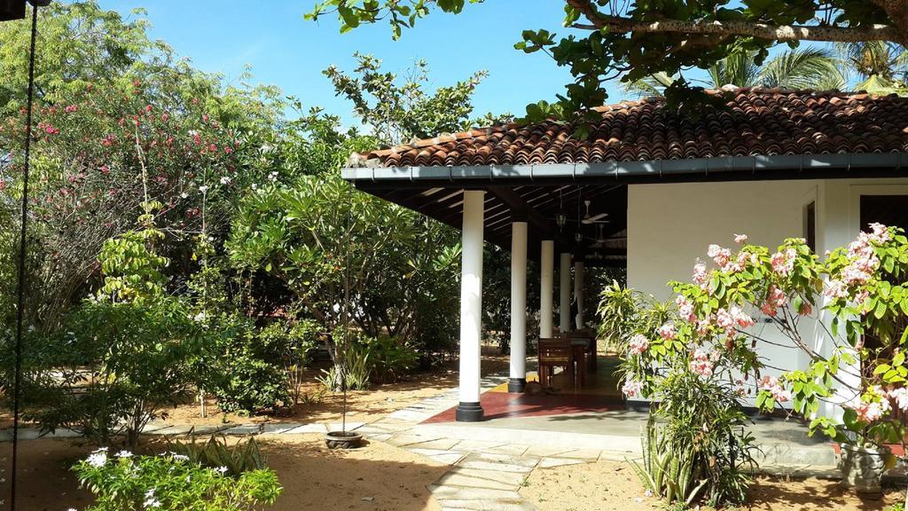 The Danish Villa Resort Arugam Bay Eksteriør billede