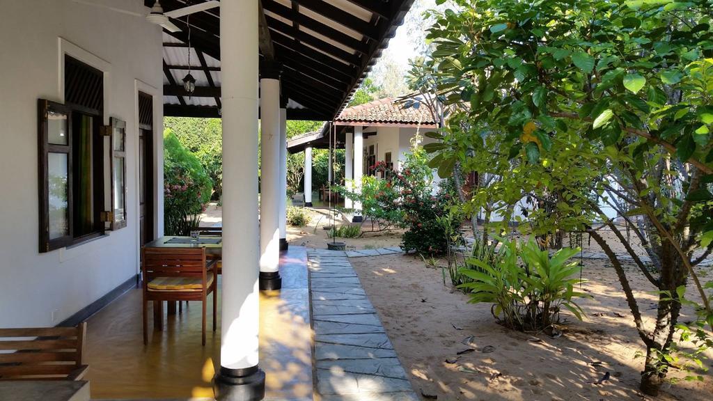 The Danish Villa Resort Arugam Bay Eksteriør billede