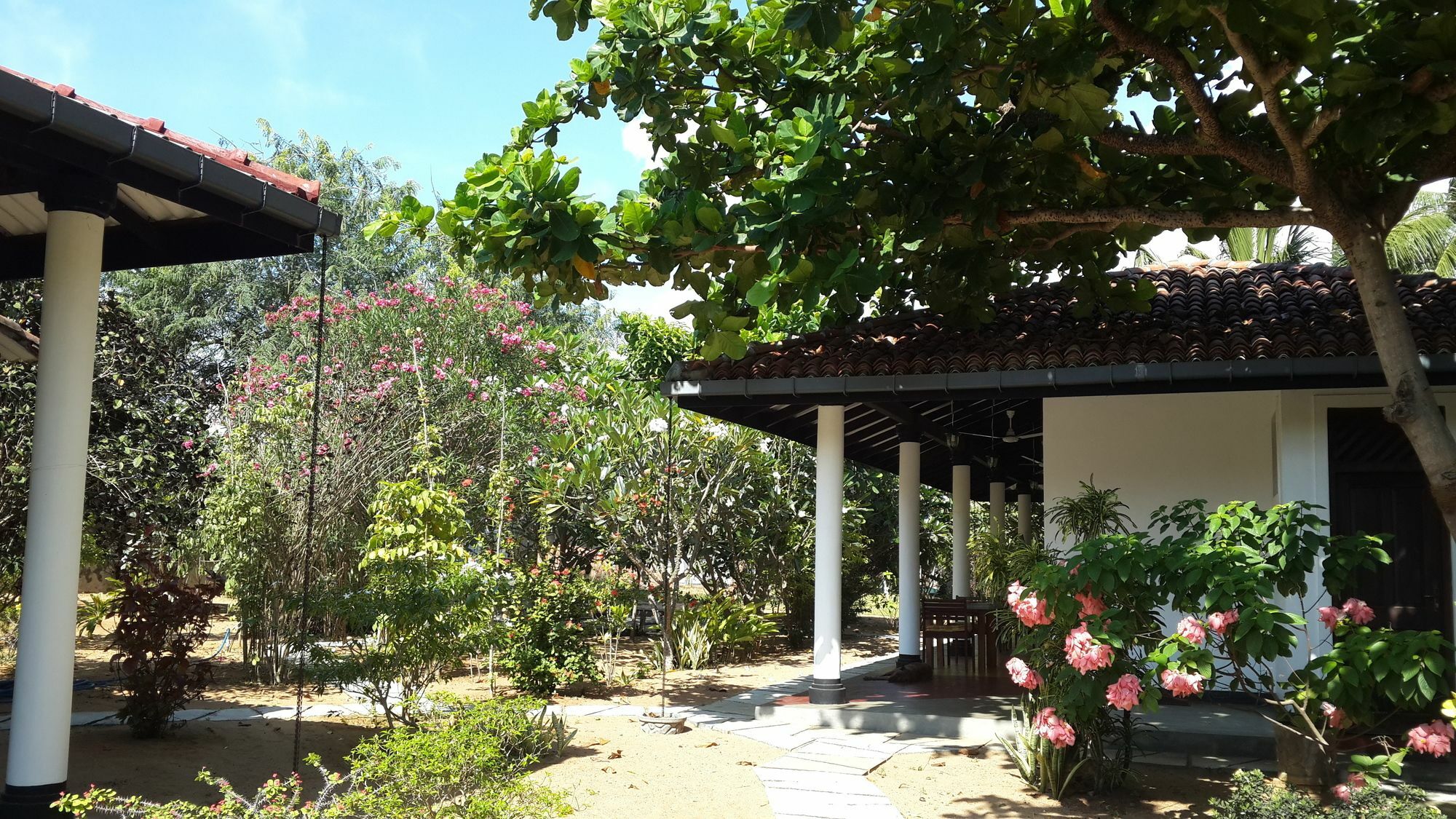 The Danish Villa Resort Arugam Bay Eksteriør billede